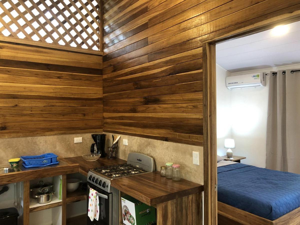 Ita Tiny House Disfruta&Trabaja en el Caribe! Apartment Puerto Viejo de Talamanca Bagian luar foto